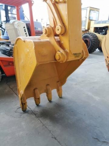 รถแบคโฮ​ KOMATSU PC120-5 เก่านอก