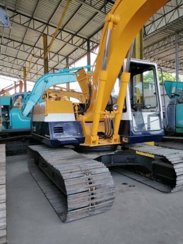 รถแบคโฮ​ KOMATSU PC120-5 เก่านอก