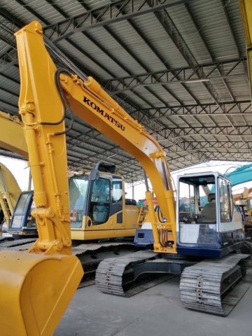 รถแบคโฮ​ KOMATSU PC120-5 เก่านอก