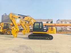 ขายรถขุด CAT 320D2 พร้อมใช้งาน