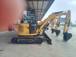 รถขุด CAT 303.5CR NEW สนใจติดต่อ ปิ่น ศุภสุตา 089-925-7129