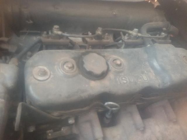 ขาย 6 ล้อ ISUZU NKR 110 แรงม้า เกียร์สั้น รถห้างแท้ เครื่องแห้ง แน่น แรงดีสุดๆ แซสซีสวยๆ รถใช้งานประจำ พร้อมโอน พร้อมใช้งาน