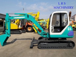 KOMATSU รุ่น PC 40-7