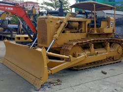 แทรคเตอร์ Caterpillar รุ่น D6C