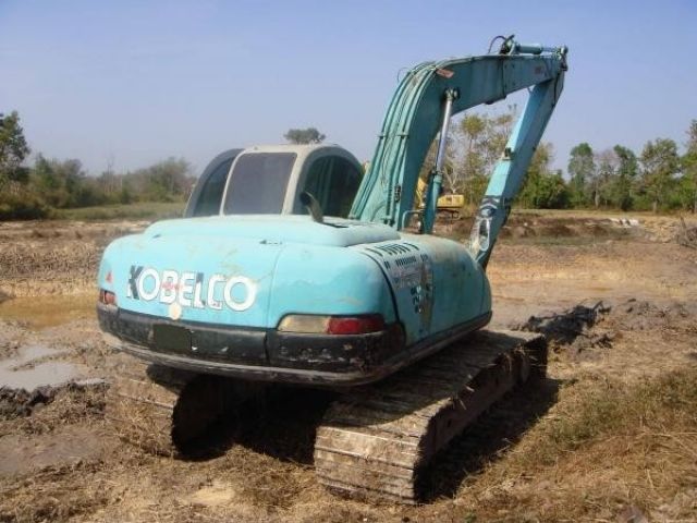 ขายรถแบคโฮ KOBELCO SK-200 MARK V Super Long บูมยาว