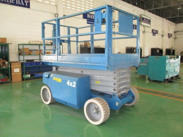 GENIE GS3268 # 52218 สูง 9.8 เมตร มือสองญี่ปุ่น