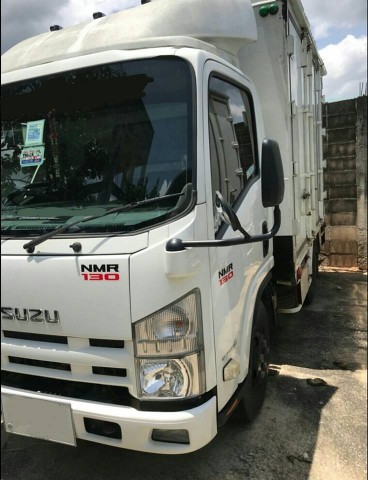 หกล้อตู้แห้ง ISUZU NMR130 เครื่อง 130 แรงม้า ตู้ยาว 3.20 เมตร รถวิ่งงานน้อยมาก