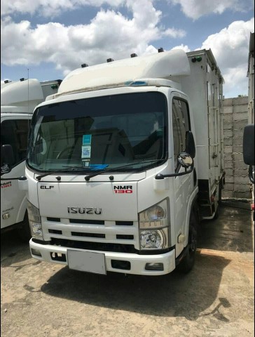 หกล้อตู้แห้ง ISUZU NMR130 เครื่อง 130 แรงม้า ตู้ยาว 3.20 เมตร รถวิ่งงานน้อยมาก