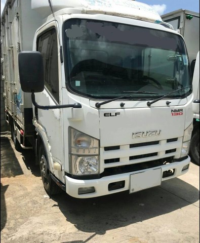 หกล้อตู้แห้ง ISUZU NMR130 เครื่อง 130 แรงม้า ตู้ยาว 3.20 เมตร รถวิ่งงานน้อยมาก