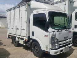 รถสี่ล้อตู้แห้งไม่ติดเวลา ISUZU NLR130 เครื่อง 130 แรงม้า จดปี 2556ไมล์วิ่งหลักหมื่นกิโล