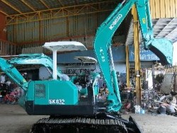 ขายด่วน KOBELCO SK032 เก่านอกญี่ปุ่นแท้ มีเอกสารใบอินวอยและใบซื้อขาย ระบบไว เครื่องสวย พร้อมทำสี