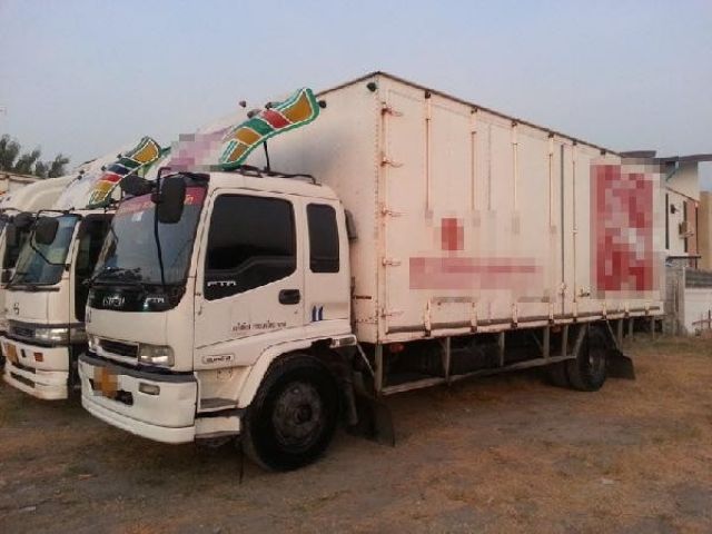 ขายด่วน 6ล้อ ตู้10บาน ISUZU DECA FTR200 ปี 48 Tel.0872508883 (คิงส์)