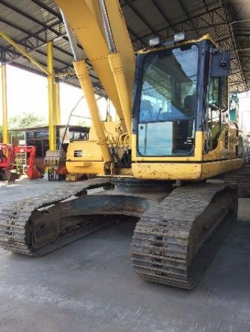 รถ KOMATSU PC200-8 เก่านอกญี่ปุ่นไม่เคยใช้งานในไทย