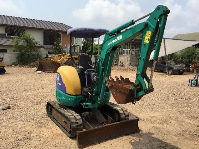 ขายรถแบคโฮ KOMATSU PC20MR