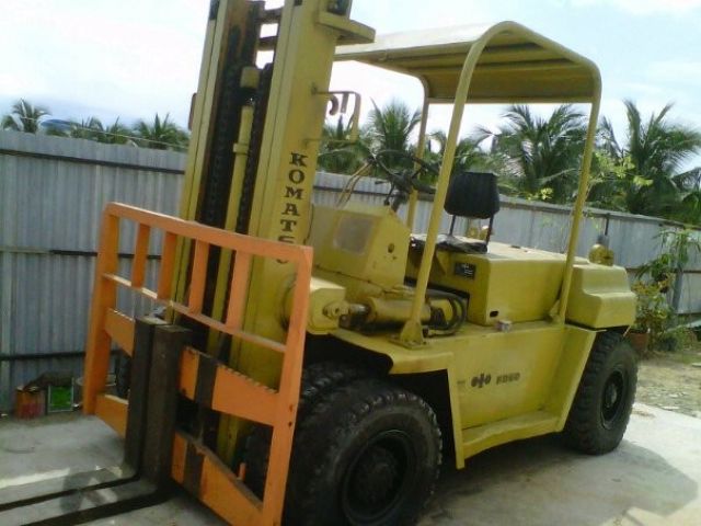 ขาย รถโฟล์คลิฟท์ ยี่ห้อ โคมัสซุ (Forklift Komatsu)