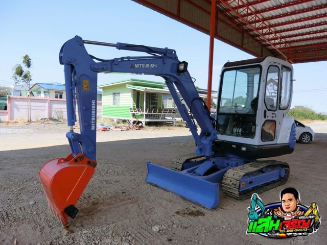 ขายรถขุด MITSUBISHI MM30T เก่านอกญี่ปุ่นแท้