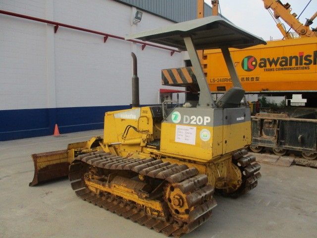 Komatsu D20P-7Eเราขายไม่แพง 062-709-1747