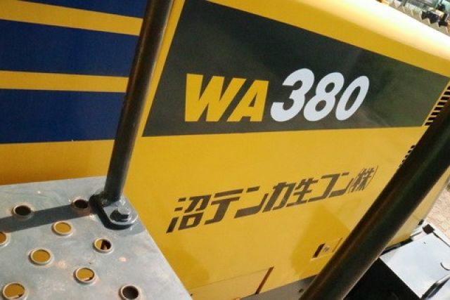 รถตัก WA380-6 เครื่อง KOMATSU 6D107 194 แรงม้า สภาพสวย พร้อมใช้งาน สนใจติดต่อ 0927826142