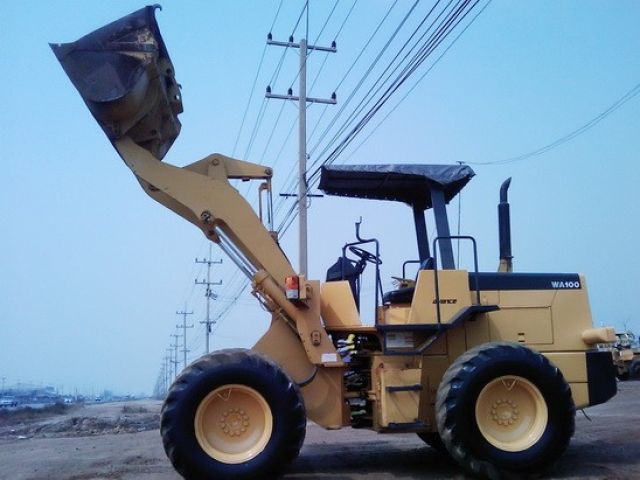 รถตักWA100 Komatsu โทร.0816921291,034-886118 www.patanamachines.com