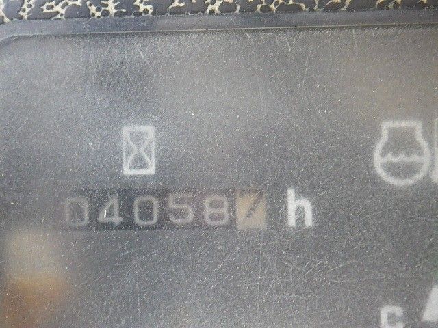 ขายรถขุดนำเข้าจากญี่ปุ่น PC30MR-1 14340 ปี2000 4,058 ชม โทร 061-4194021 พรภวิษย์