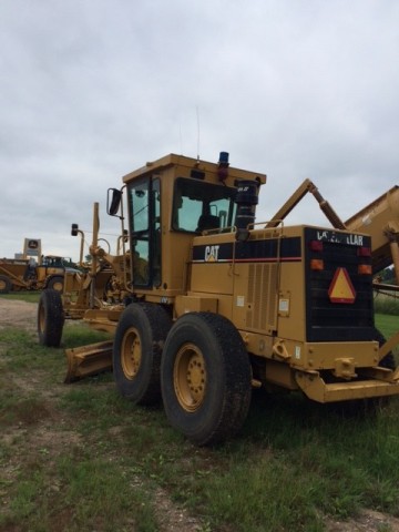 รถเกรด Caterpillar 140H #2ZK02501 ปี 1997 14,269ชม. นำเข้าจาก USA ไม่เคยใช้ในไทย