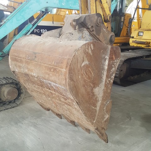 KOMATSU PC 130-7 ราคา 1,800,000 เก่านอก