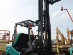 ขาย รถยก Forklift Feeler