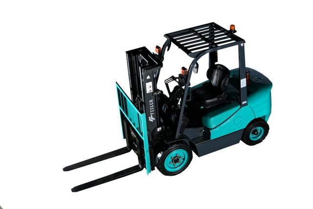 ขาย รถยก Forklift Feeler ใหม่ Diesel 2.5 Ton เครื่องยนต์ Isuzu แบรนด์ไต้หวัน