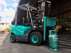 ขาย รถยก Forklift Feeler ใหม่ Diesel 2.5 Ton เครื่องยนต์ Isuzu แบรนด์ไต้หวัน