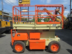 ขายรถกระเช้า JLG ขากรรไกร 3369E สูง 10.06 เมตร มือสอง ปรับสภาพแล้ว พร้อมใช้งาน ราคาถูกสุดๆ