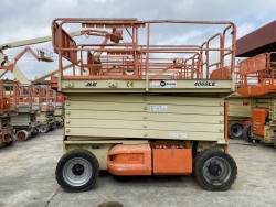 ขายรถกระเช้า JLG ขากรรไกร 4069LE สูง 12.19 เมตร มือสอง ปรับสภาพแล้ว พร้อมใช้งาน ราคาถูกสุดๆ