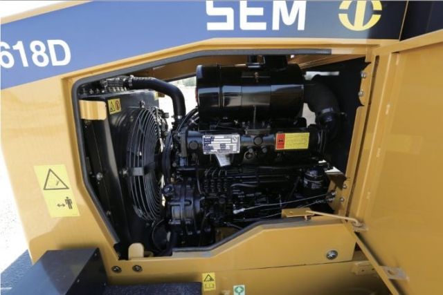 ขายรถตักล้อยาง ยี่ห้อ SEM รุ่น 618D ผลิตโดยแคทเทอร์พิลลาร์