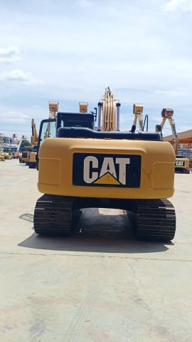 ขายรถขุด CAT 320D2 GC พร้อมใช้งาน