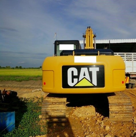 ขายรถแมคโคร CAT รุ่น 315DL สภาพดีใช้งานน้อย สนใจพูดคุยได้