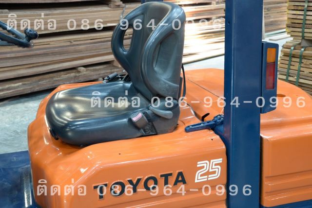 ขายรถโฟล์คลิฟท์ Forklift รถนอก นำเข้าจากญี่ปุ่น 2.5 ตัน เสา 4 เมตร ยี่ห้อTOYOTA รุ่น 5FD25