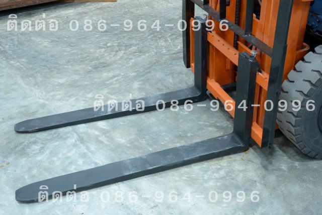 ขายรถโฟล์คลิฟท์ Forklift รถนอก นำเข้าจากญี่ปุ่น 2.5 ตัน เสา 4 เมตร ยี่ห้อTOYOTA รุ่น 5FD25