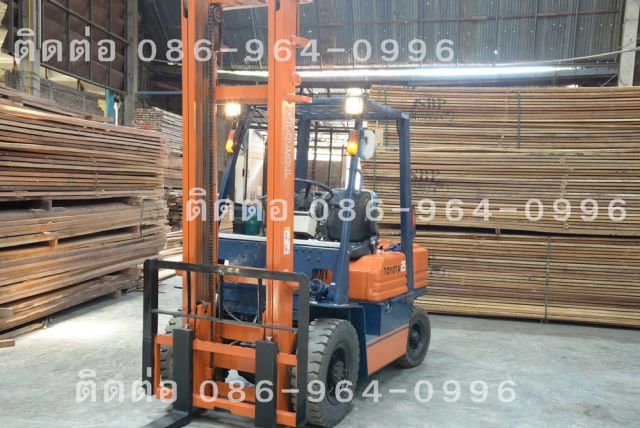 ขายรถโฟล์คลิฟท์ Forklift รถนอก นำเข้าจากญี่ปุ่น 2.5 ตัน เสา 4 เมตร ยี่ห้อTOYOTA รุ่น 5FD25