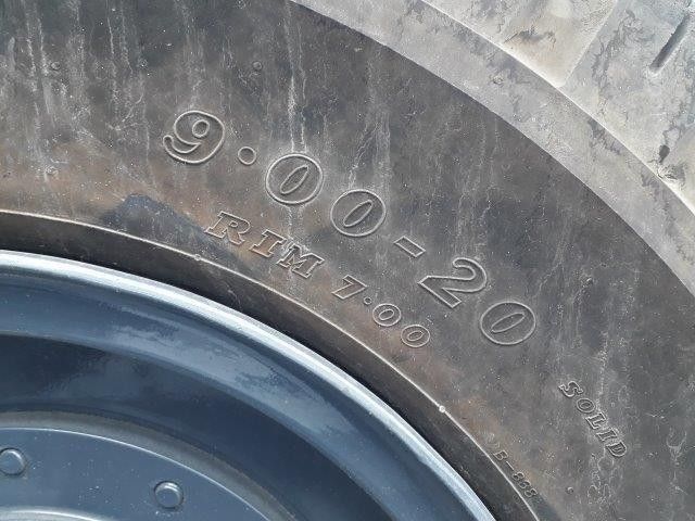 รถกระเช้า TADANO : AW215 ปี2006 6,000 ชม.
