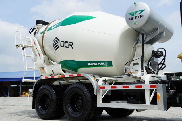 รถโม่ปูน Mixer truck