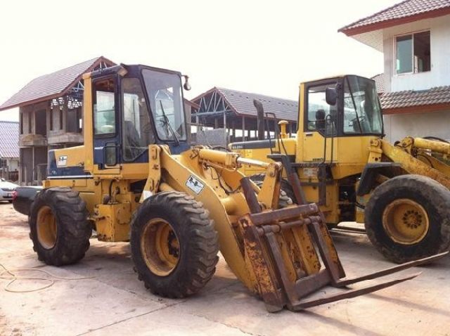 ขายรถตักล้อยาง KOMATSU WA180-1 สภาพสวย ไม่เคยใช้งานในไทย รถนอก