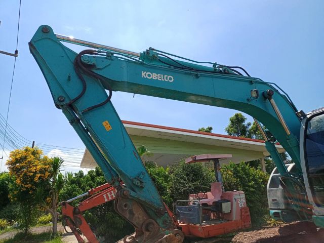 ขายรถขุด KOBELCO SK135SR