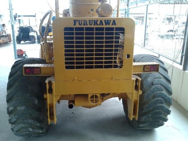 ขายรถตักล้อยาง ยี่ห้อ FURUKAWA FL60
