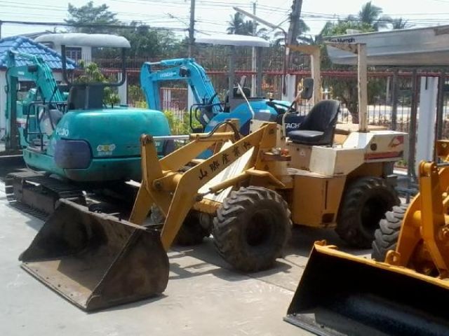 ขายรถตักล้อยาง ยี่ห้อ YANMAR Y31WA