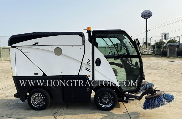 ขายรถดูดฝุ่น Johnston Sweeper รุ่น CN101 ปี 2013 นำเข้ายุโรป