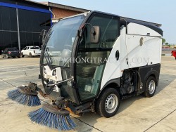 ขายรถดูดฝุ่น Johnston Sweeper รุ่น CN101 ปี 2013 นำเข้ายุโรป