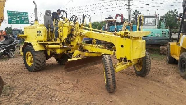 sale รถเกรด ดิน ถนน (MOTOR GRADER) เก่าญี่ปุ่น KOMATSU: GD22AC1A เก่าญี่ปุ่น พร้อมใช้