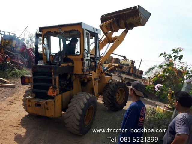 ขาย รถตักล้อยางเอวอ่อน KOMATSU 507 สภาพดี นำเข้า เก่าญี่ปุ่นแท้ เป็นตู้เก๋ง มาเดิมๆครับ