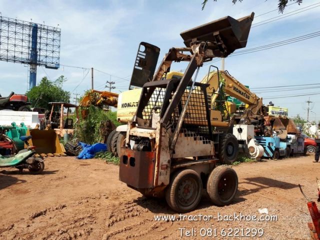 ขายถูก รถตักล้อยาง BOBCAT เครื่องยนต์ kubota ดีเซล 2 สูบ เก่าญี่ปุ่น พร้อมใช้