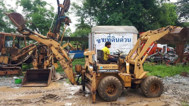 ขาย รถตักหน้าหลังขุด Mitsubishi WS200 เครื่อง Yanmar ดีเซล 2 สูบ 4WD เอวอ่อน เก่าญี่ปุ่น