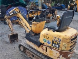 ขาย รถขุด แบคโฮจิ๋ว KOMATSU PC09 ขึ้นรถกระบะปิ๊กอัพได้ มีไลน์หัวเจาะไปปิ้ง เก่าญี่ปุ่น พร้อมใช้